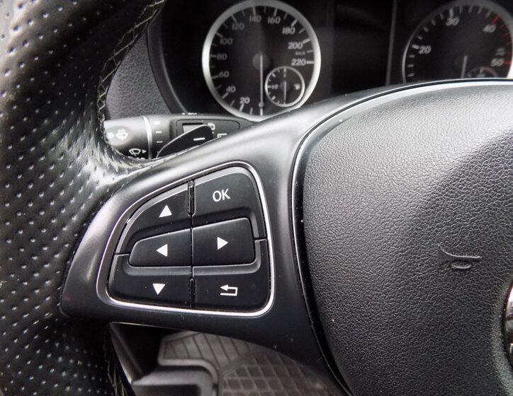 Mercedes-Benz Vito 28