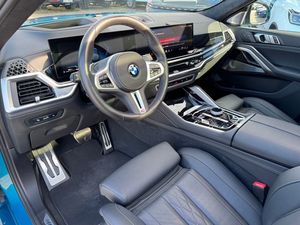 BMW X6 SUV / Terénní 4,4 l 390 kw