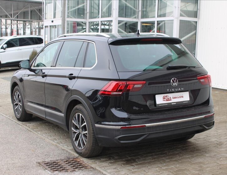 Volkswagen Tiguan SUV 1,5 l 110 kw