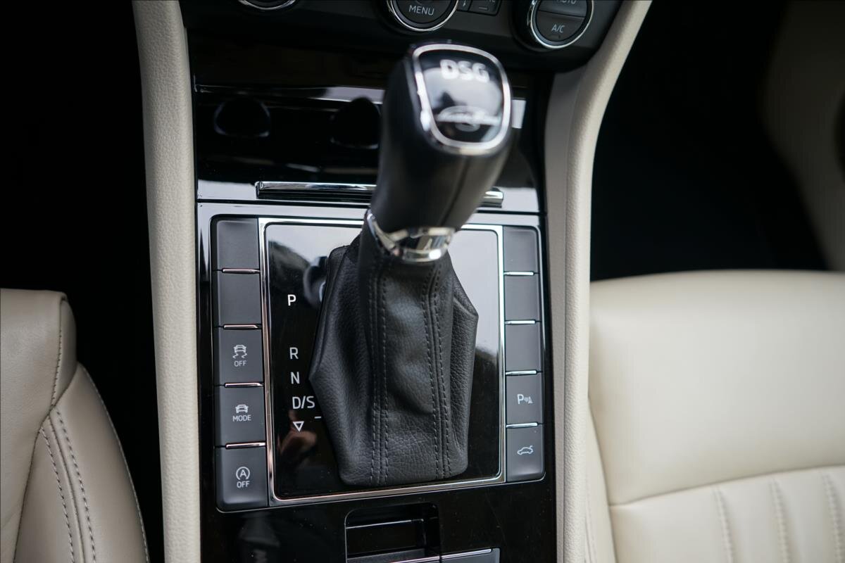 Škoda Superb Kombi 2,0 l 140 kw