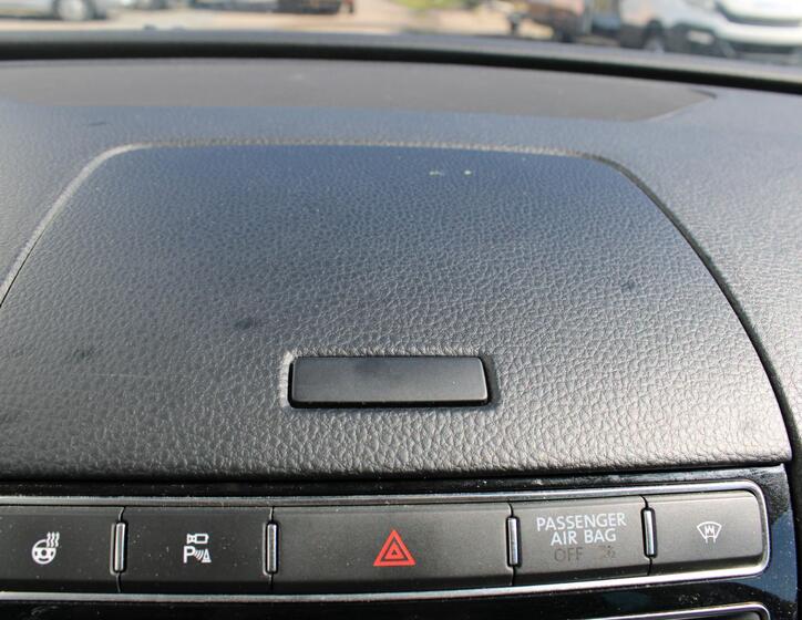 Volkswagen Touareg 15