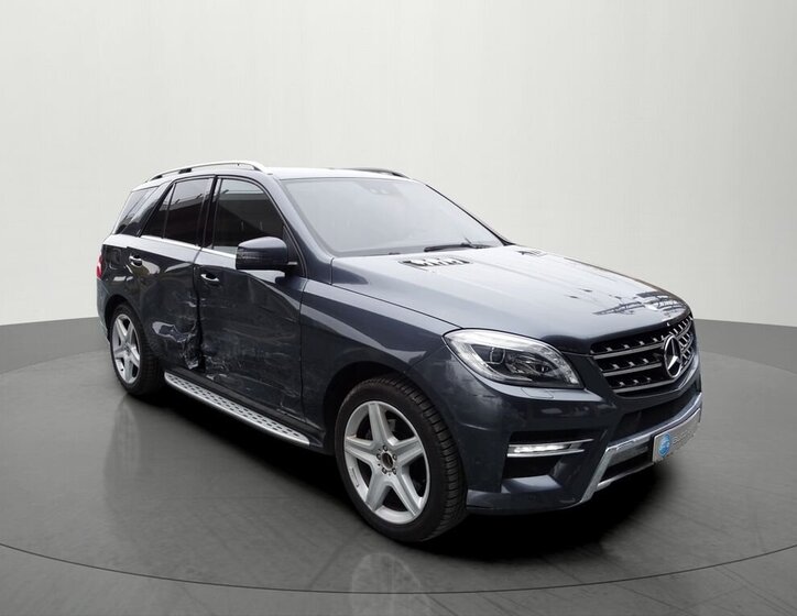 Mercedes-Benz Třídy M SUV / Terénní 3,0 l 190 kw