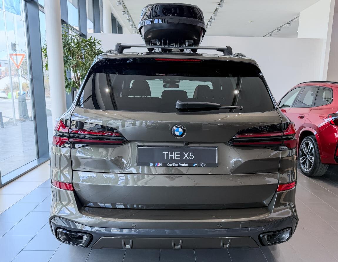 BMW X5 SUV / Terénní 3,0 l 259 kw