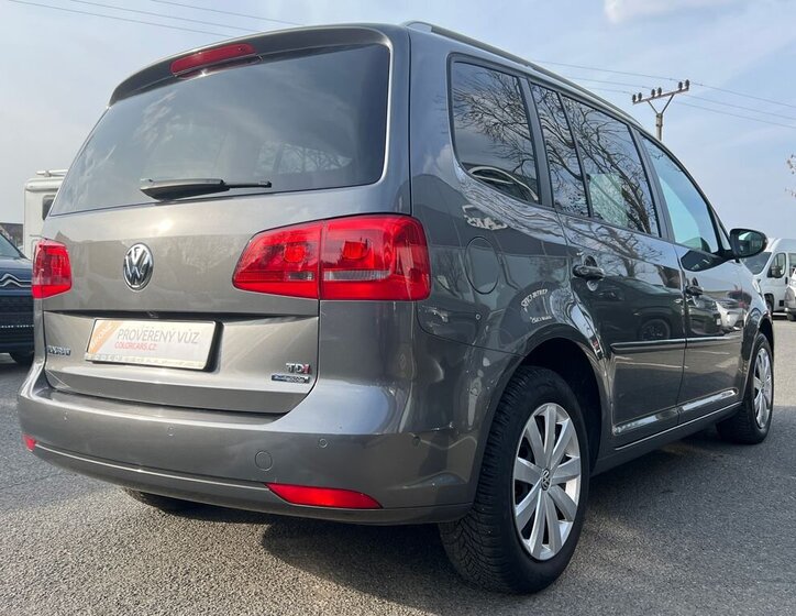 Volkswagen Touran MPV 1,6 l 77 kw