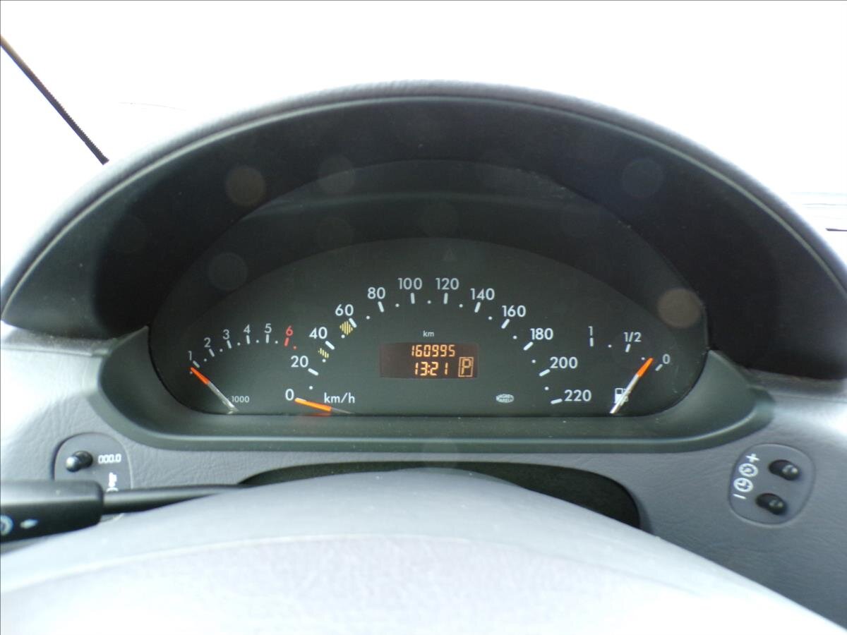 Mercedes-Benz Třídy A Kombi 1,6 l 75 kw