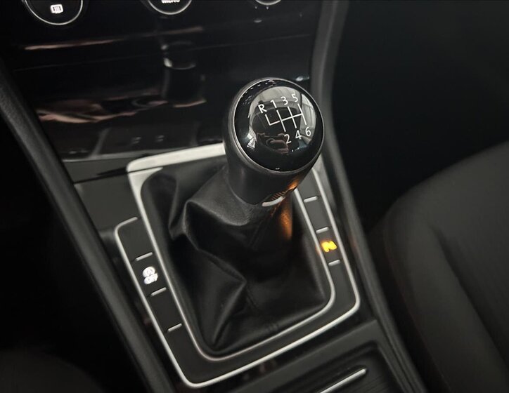 Volkswagen Golf Kombi 999,0 81 kw