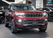 Jeep Grand Cherokee 8