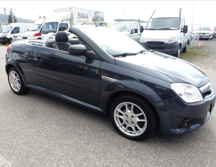 Opel Tigra Kabriolet 1,4 l 66 kw