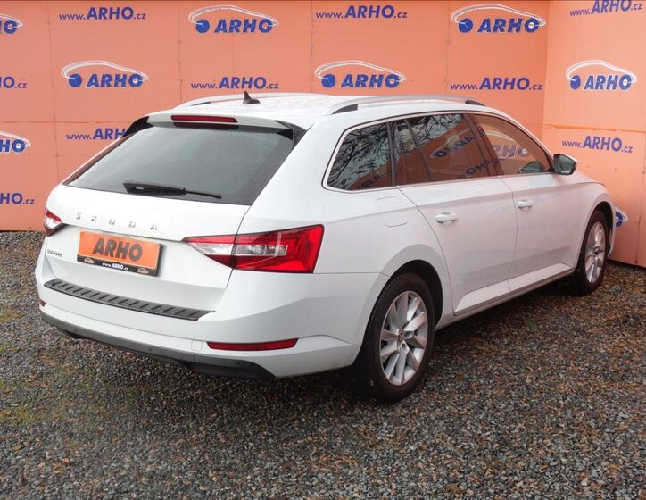 Škoda Superb Kombi 2,0 l 90 kw