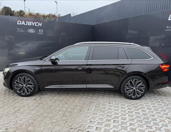 Škoda Superb 5