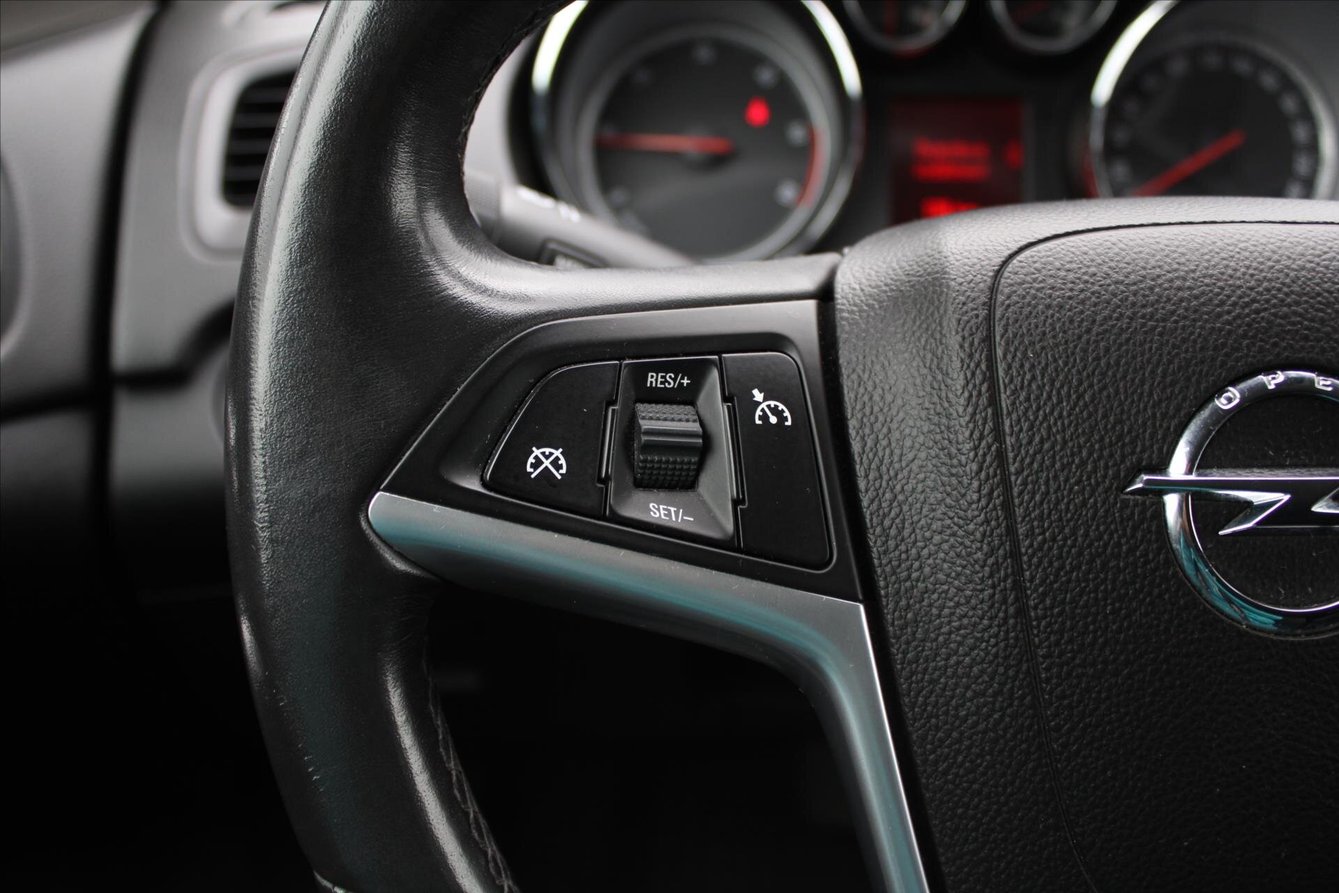 Opel Insignia Kombi 2,0 l 118 kw