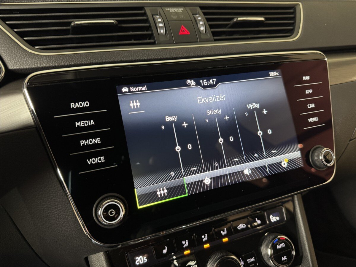 Škoda Superb Kombi 1,4 l 160 kw