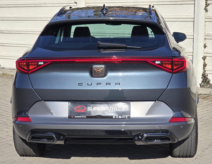 Cupra Formentor SUV / Terénní 2,0 l 140 kw