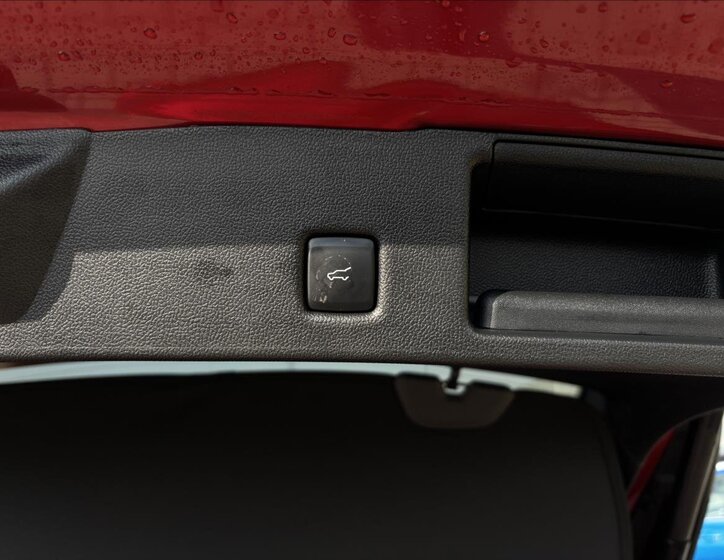 Ford Kuga SUV / Terénní 1,5 l 110 kw