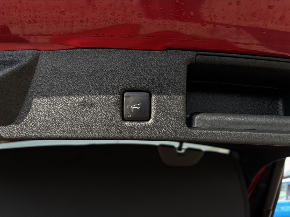 Ford Kuga SUV / Terénní 1,5 l 110 kw