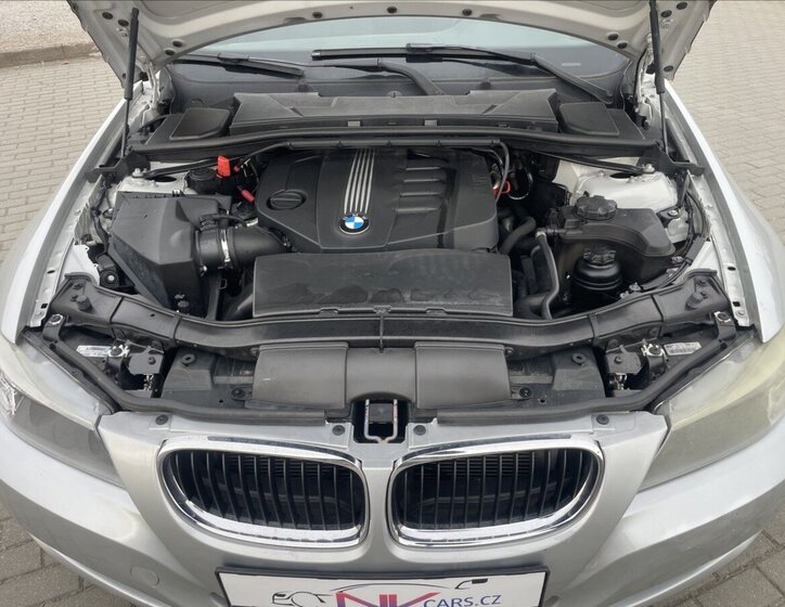 BMW Řada 3 Sedan / Limuzína 2,0 l 105 kw