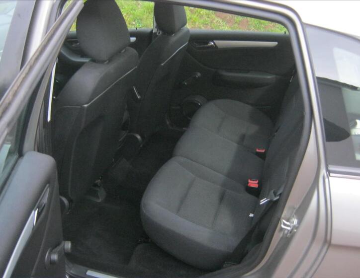 Mercedes-Benz Třídy B 9