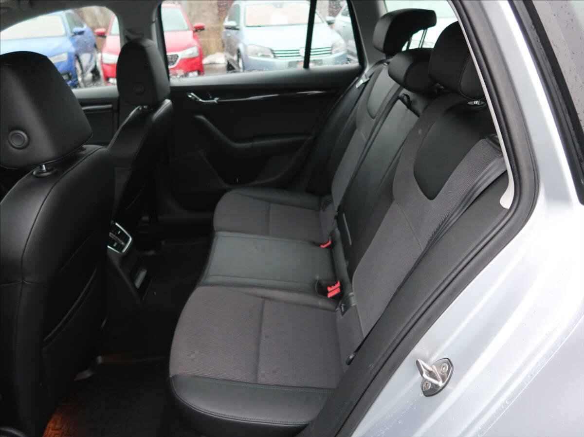 Škoda Octavia Kombi 1,5 l 110 kw