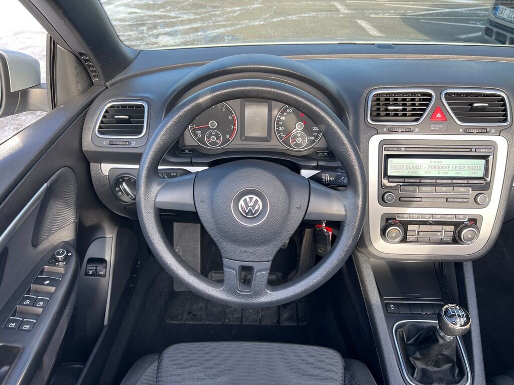 Volkswagen EOS