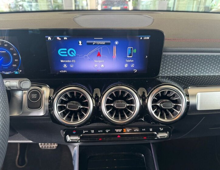 Mercedes-Benz EQB SUV / Terénní 0,0 215 kw