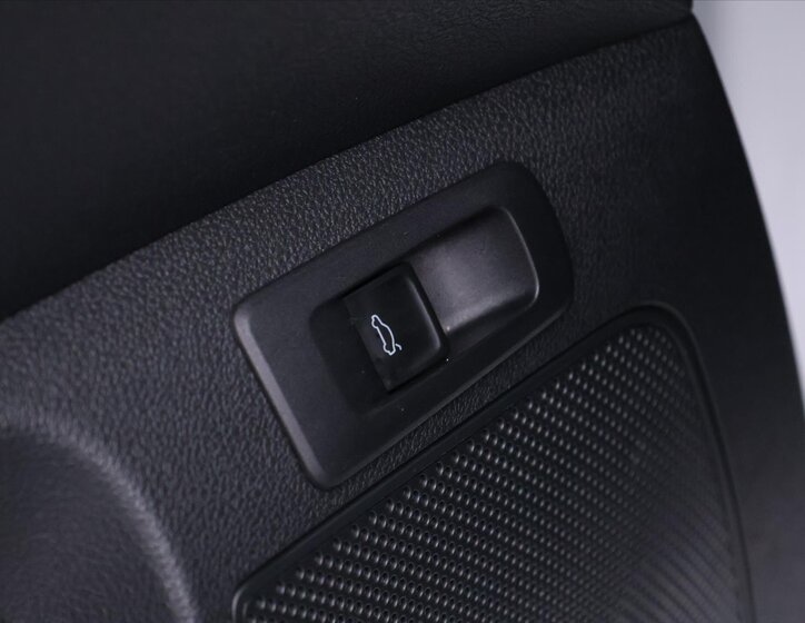 Škoda Karoq SUV 2,0 l 110 kw