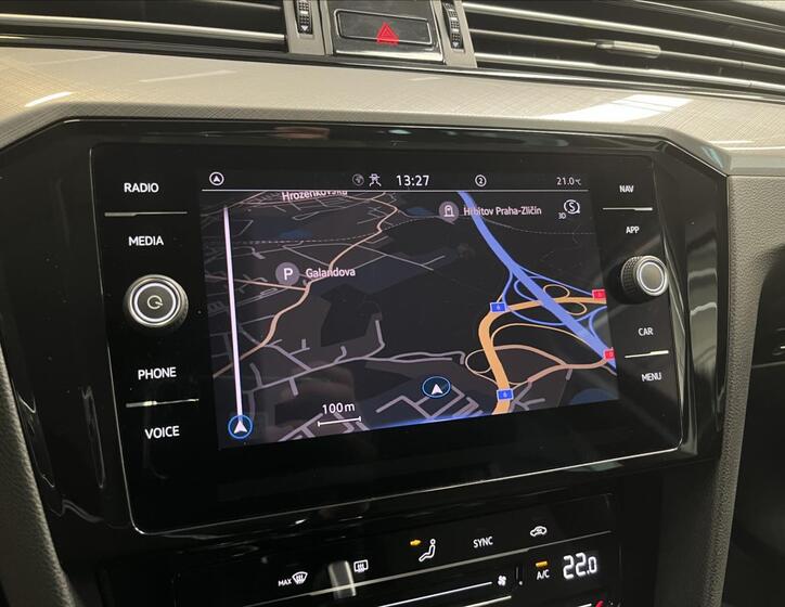 Volkswagen Passat 10