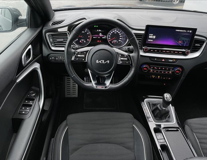 KIA ProCeed Kombi 1,5 l 118 kw