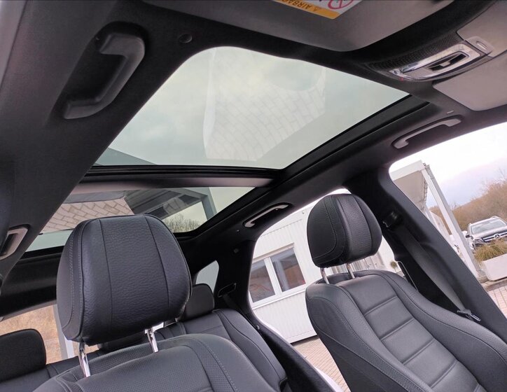 Mercedes-Benz GLE SUV 3,0 l 270 kw