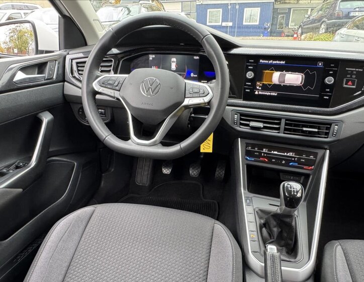 Volkswagen Polo Hatchback 999,0 70 kw