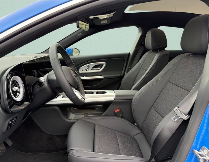 Mercedes-Benz CLA Kupé 1,5 l 142 kw