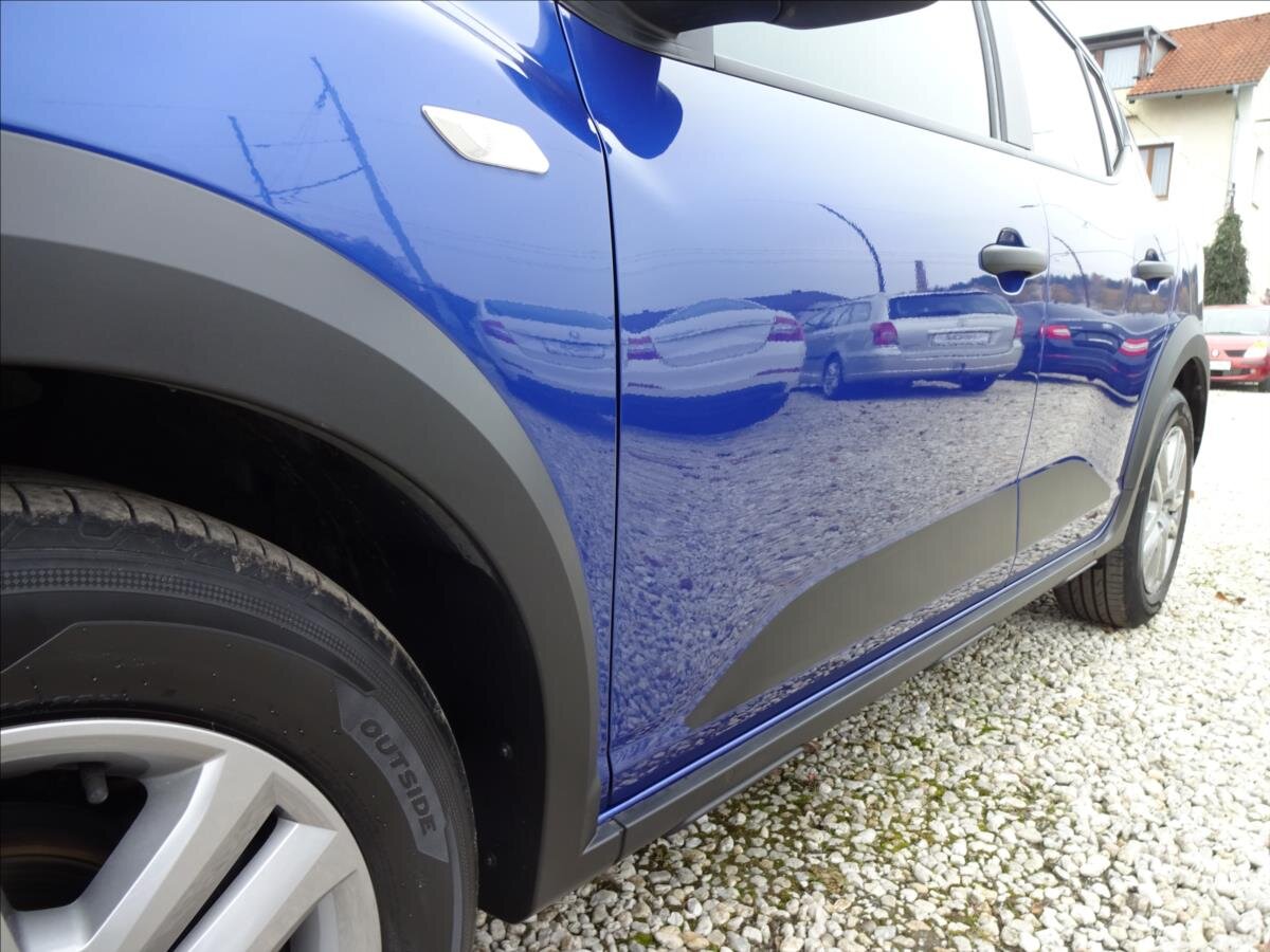 Dacia Sandero Hatchback 999,0 67 kw