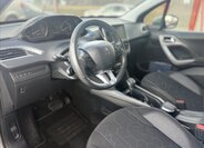 Peugeot 2008 SUV / Terénní 1,2 l 81 kw