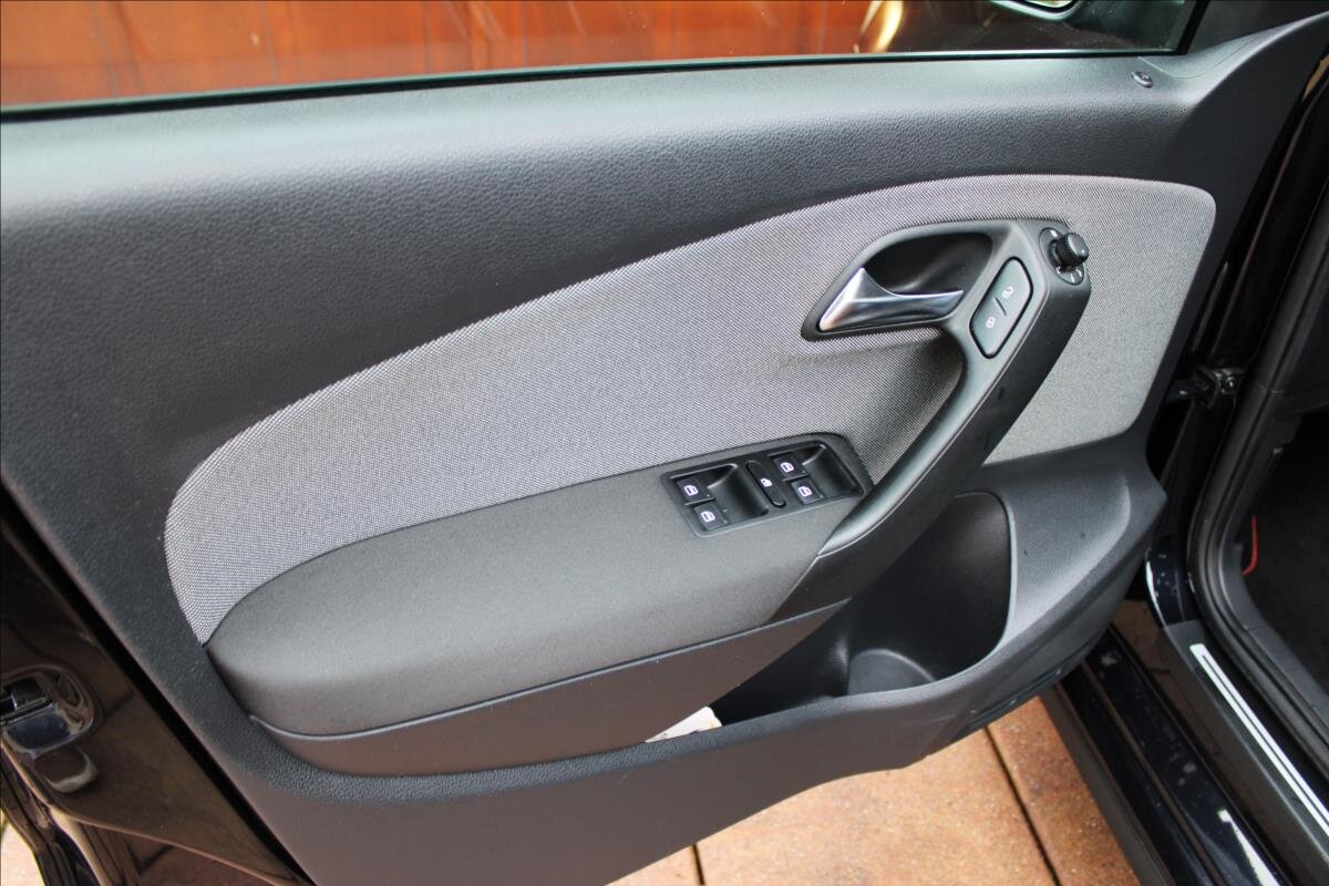 Volkswagen Polo Hatchback 1,4 l 132 kw