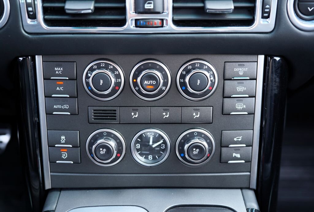 Land Rover Range Rover SUV / Terénní 4,4 l 230 kw