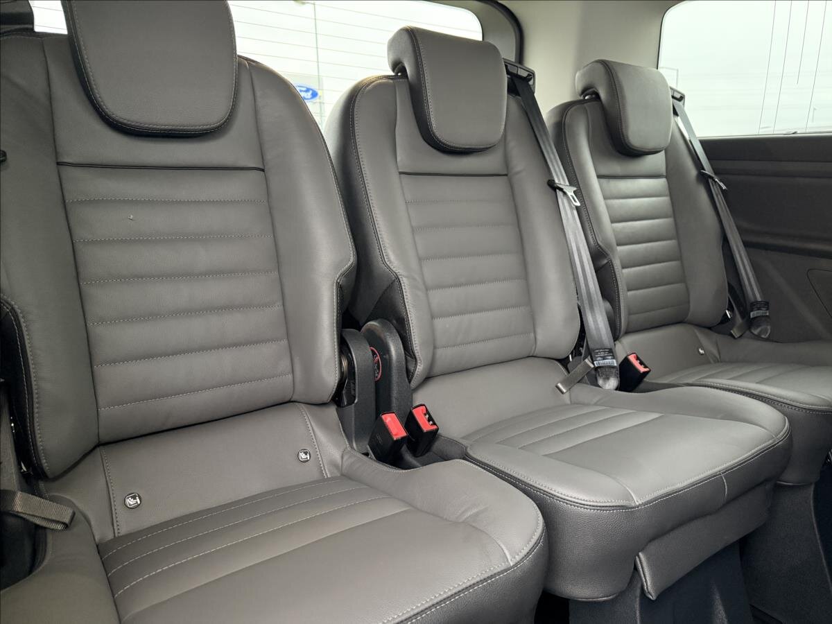 Ford Tourneo Custom MPV 2,0 l 136 kw