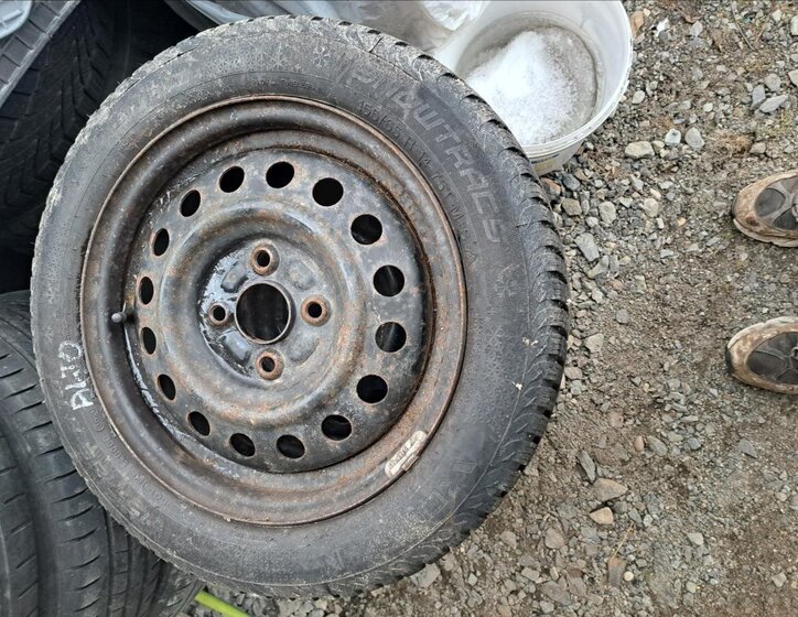 Suzuki Alto Hatchback 996,0 50 kw