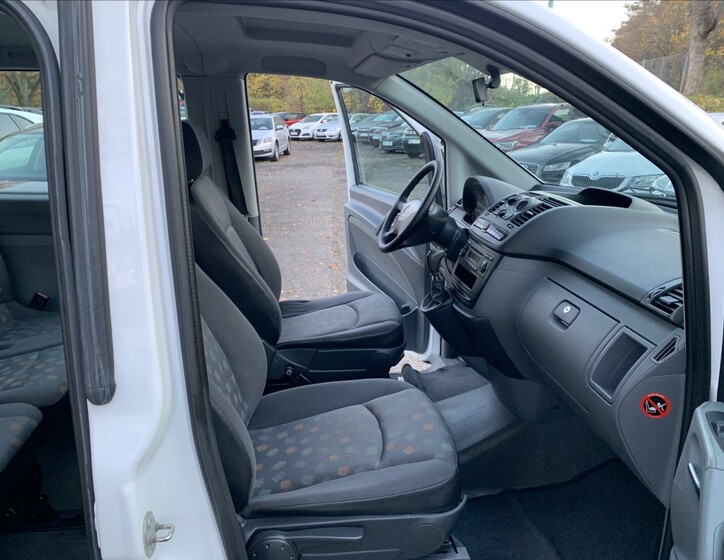 Mercedes-Benz Vito 13
