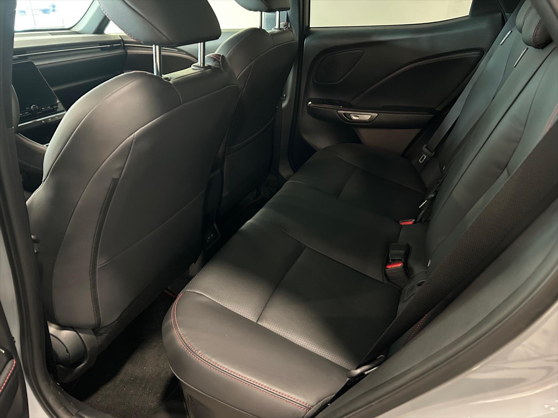 Lexus LBX SUV 1,5 l 100 kw