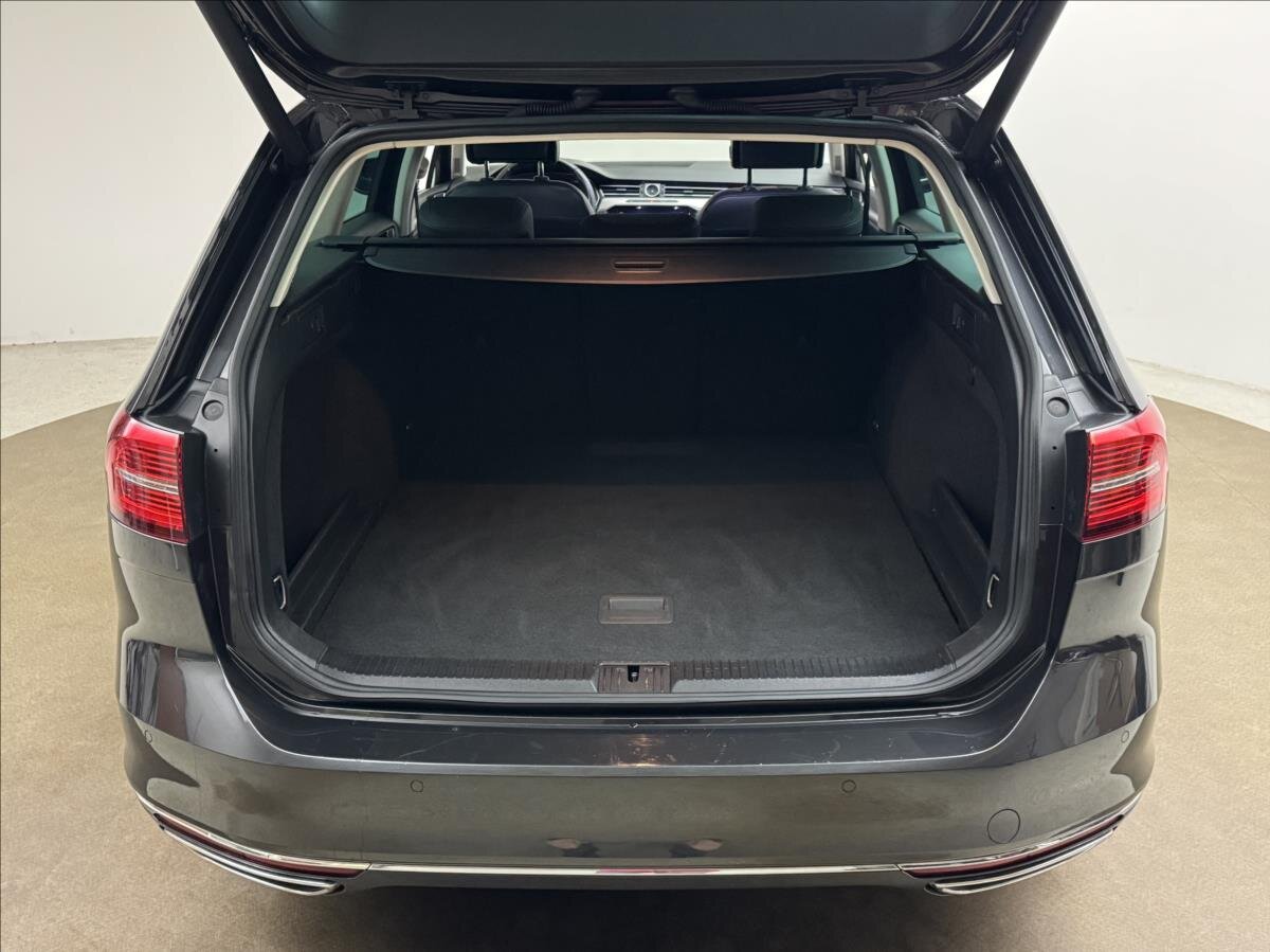 Volkswagen Passat Kombi 2,0 l 110 kw