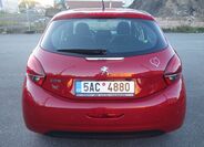 Peugeot 208 12