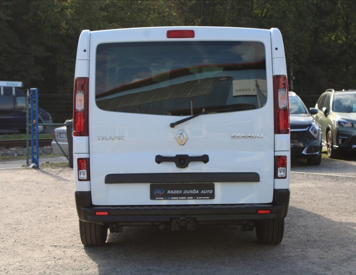 Renault Trafic 6