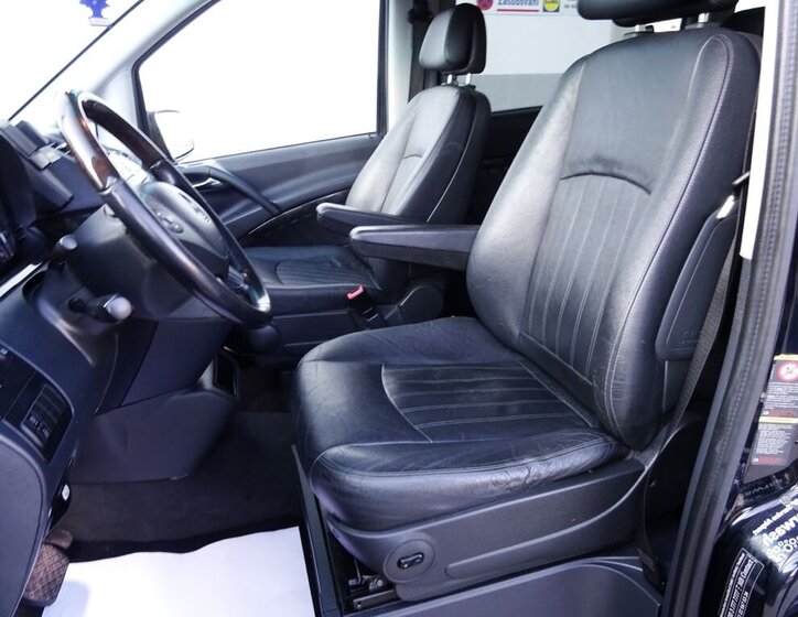 Mercedes-Benz Viano 16