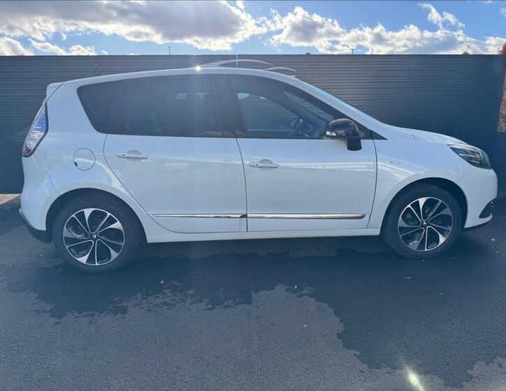 Renault Scénic MPV 1,2 l 97 kw