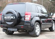 Suzuki Grand Vitara 5