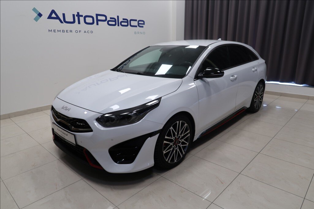 KIA ProCeed Kombi 1,6 l 150 kw