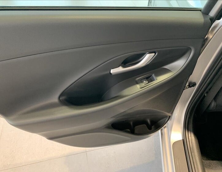 Hyundai i30 Kombi 998,0 73 kw