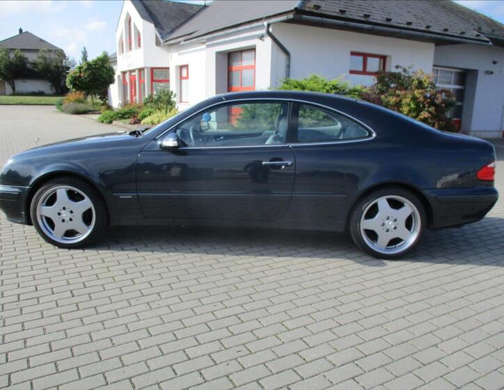 Mercedes-Benz CLK 33