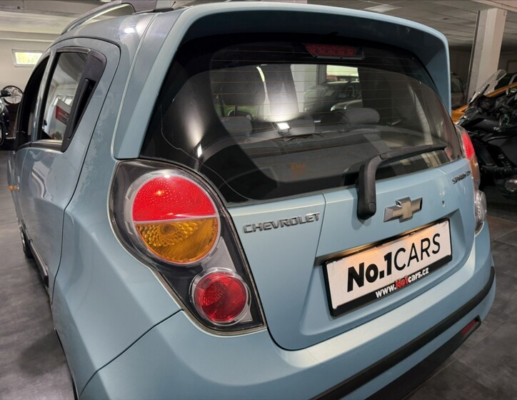 Chevrolet Spark 25