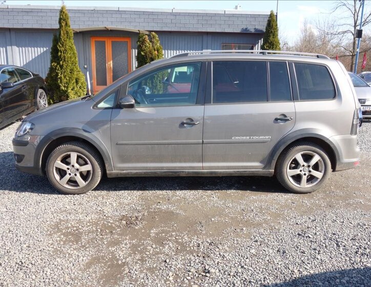 Volkswagen Touran MPV 2,0 l 103 kw