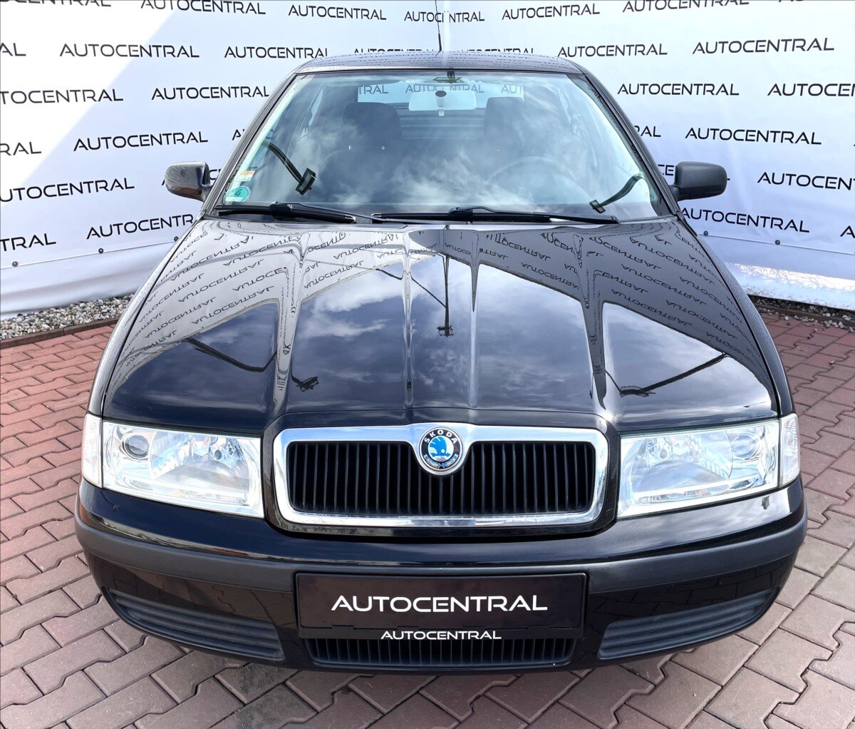 Škoda Octavia Sedan / Limuzína 1,6 l 75 kw